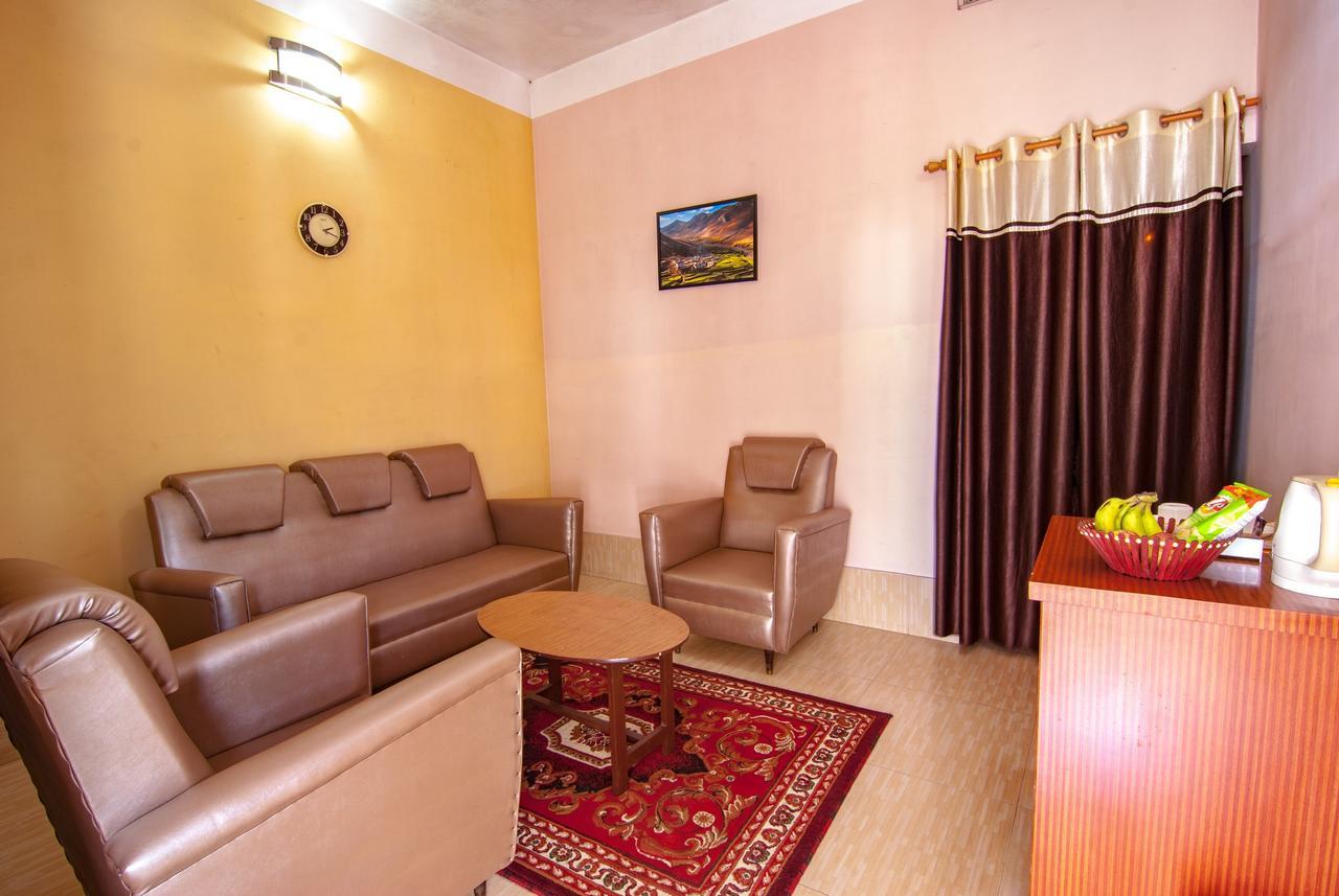 Hotel Jyoti Forbesganj Екстер'єр фото